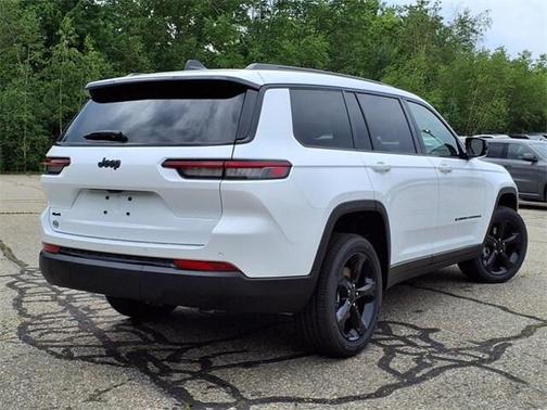 2025 Jeep Grand Cherokee L Altitude