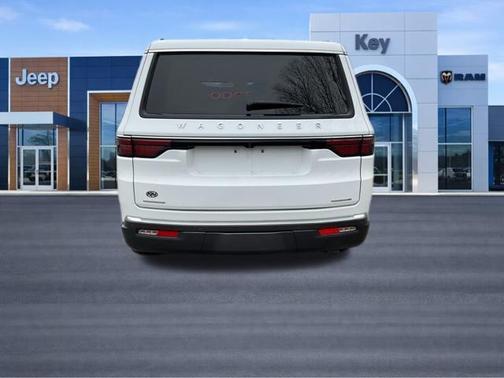 Bright White Clearcoat 2022 Jeep Wagoneer Series III 4x4