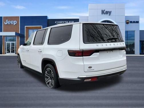 Bright White Clearcoat 2022 Jeep Wagoneer Series III 4x4