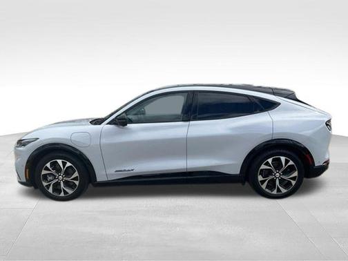 White Metallic 2022 Ford Mustang Mach-E Premium