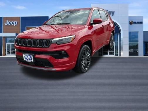 Redline Pearlcoat 2023 Jeep Compass (RED) Edition 4x4