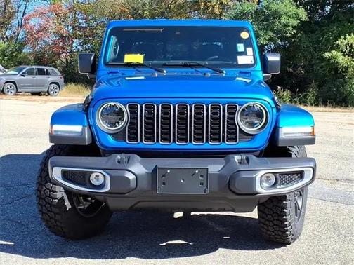 2025 Jeep Gladiator High Tide