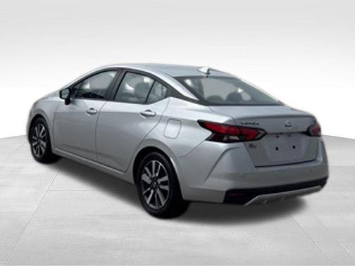 2021 Nissan Versa 1.6 SV