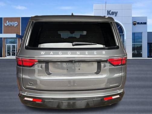 2022 Jeep Wagoneer Series II 4x4