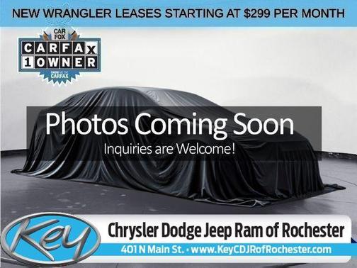 Diamond Black Crystal Pearlcoat 2023 RAM 1500 Laramie