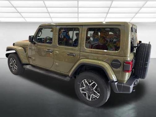 2026 Jeep Wrangler 4-Door Sahara 4x4