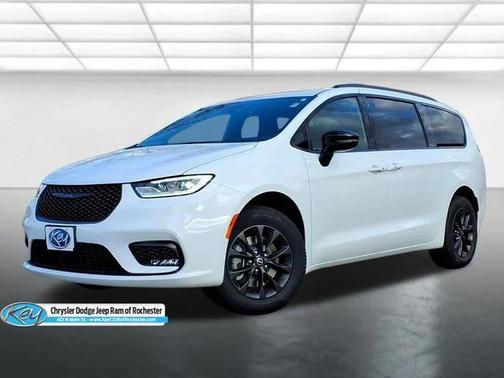 2026 Chrysler Pacifica L