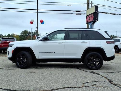 2023 Jeep Grand Cherokee Altitude