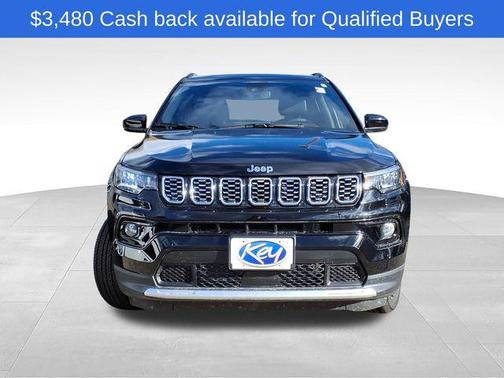 Diamond Black Crystal Pearlcoat 2026 Jeep Compass Limited