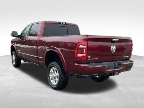 2022 RAM 2500 Limited Crew Cab 4x4 6'4' Box