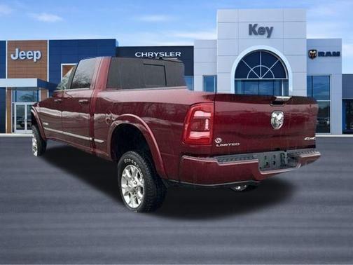 Delmonico Red Pearlcoat 2022 RAM 2500 Limited Crew Cab 4x4 6'4' Box