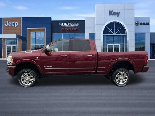Delmonico Red Pearlcoat 2022 RAM 2500 Limited Crew Cab 4x4 6'4' Box