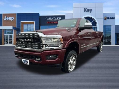 Delmonico Red Pearlcoat 2022 RAM 2500 Limited Crew Cab 4x4 6'4' Box