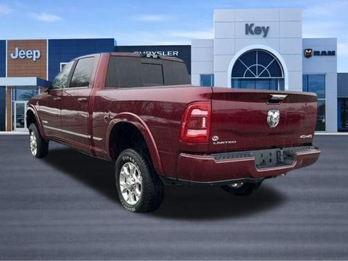 Delmonico Red Pearlcoat 2022 RAM 2500 Limited Crew Cab 4x4 6'4' Box