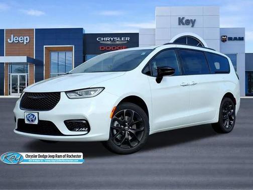 2026 Chrysler Pacifica L