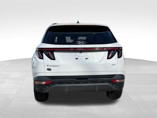 White Pearl 2024 Hyundai TUCSON Limited