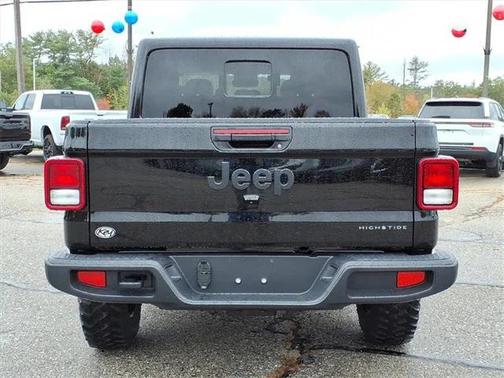 2025 Jeep Gladiator High Tide