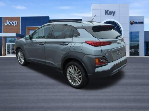 2020 Hyundai KONA SEL