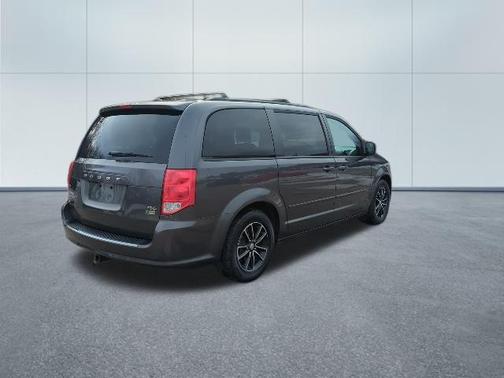 2016 Dodge Grand Caravan R/T