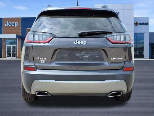 Granite Crystal Metallic Clearcoat 2022 Jeep Cherokee Limited