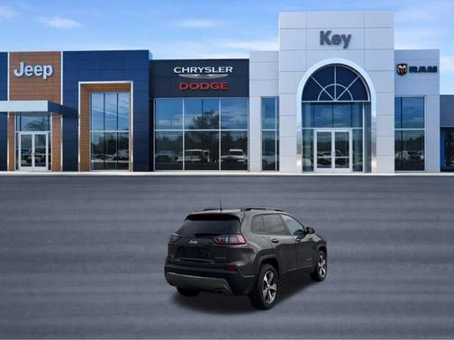 Granite Crystal Metallic Clearcoat 2022 Jeep Cherokee Limited
