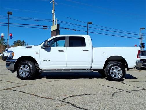 2023 RAM 2500 Big Horn Crew Cab 4x4 6'4' Box