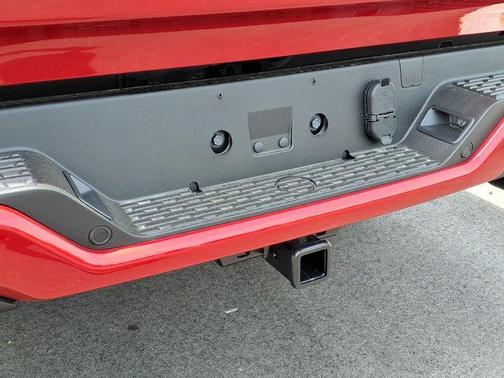 Molten Red Pearlcoat 2026 RAM 1500 Big Horn/Lone Star