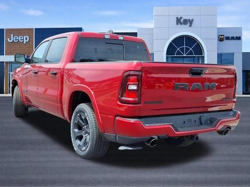 Molten Red Pearlcoat 2026 RAM 1500 Big Horn/Lone Star