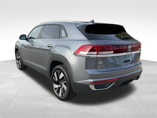 2024 Volkswagen Atlas Cross Sport 2.0T SE w/Technology 4MOTION