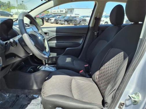2022 Mitsubishi Mirage ES