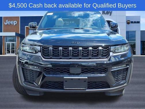 Diamond Black Crystal Pearlcoat 2026 Jeep Grand Cherokee Limited