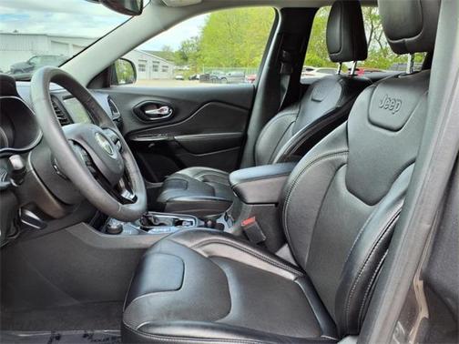 2023 Jeep Cherokee Altitude