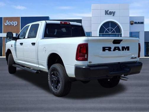 2025 RAM 2500 Tradesman Crew Cab 4x4 6'4' Box