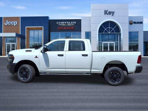 Bright White Clearcoat 2025 RAM 2500 Tradesman Crew Cab 4x4 6'4' Box