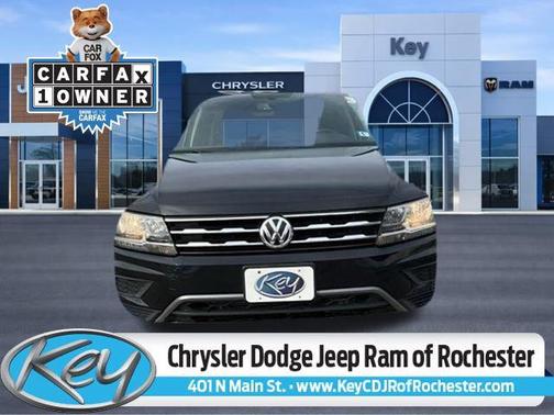 Deep Black 2020 Volkswagen Tiguan 2.0T SE 4MOTION
