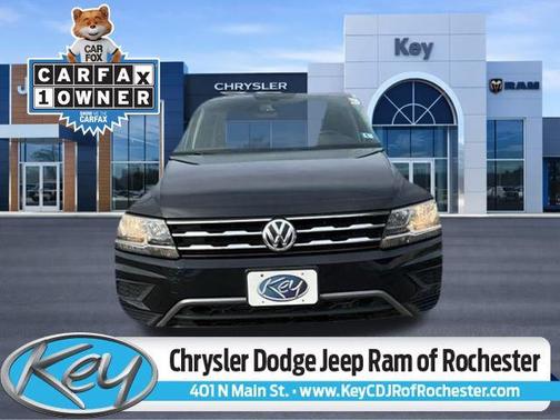 Deep Black 2020 Volkswagen Tiguan 2.0T SE 4MOTION