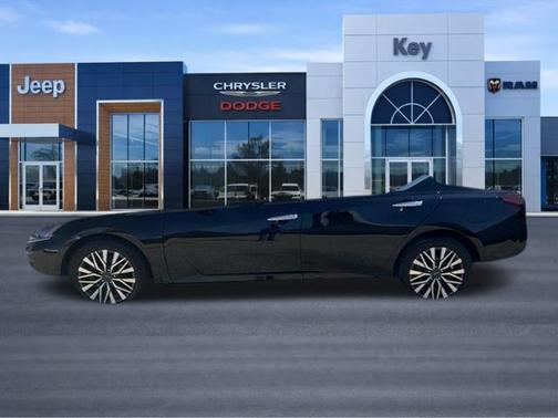 Super Black Clearcoat 2023 Nissan Altima 2.5 SV