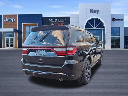 DB Black Crystal Clearcoat 2026 Dodge Durango GT Plus