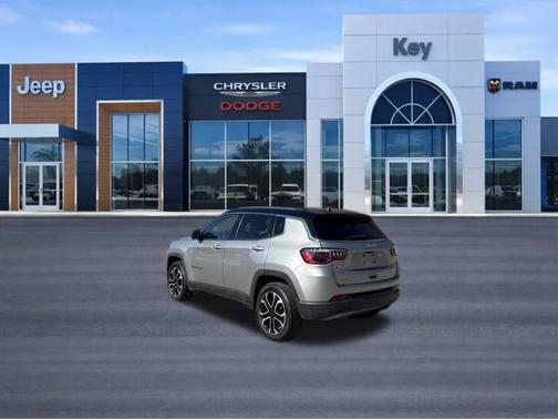 Billet Silver Metallic Clearcoat 2022 Jeep Compass Limited