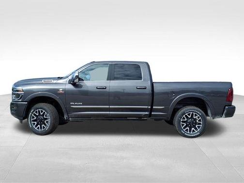 2025 RAM 2500 Limited Crew Cab 4x4 6'4' Box