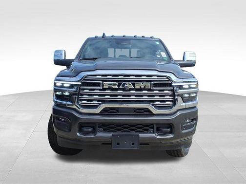 2025 RAM 2500 Limited Crew Cab 4x4 6'4' Box