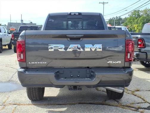 2025 RAM 2500 Limited Crew Cab 4x4 6'4' Box
