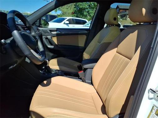 2024 Volkswagen Tiguan 2.0T SE R-Line Black 4MOTION