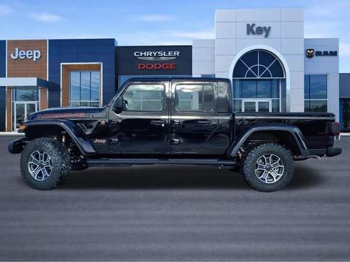2026 Jeep Gladiator Mojave 4x4
