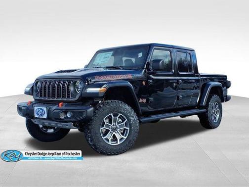 Black Clearcoat 2026 Jeep Gladiator Mojave 4x4