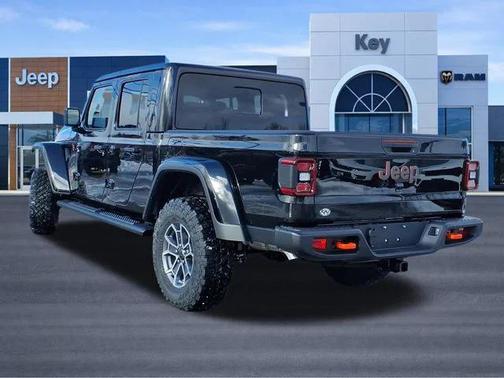 2026 Jeep Gladiator Mojave 4x4