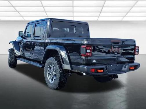 2026 Jeep Gladiator Mojave 4x4