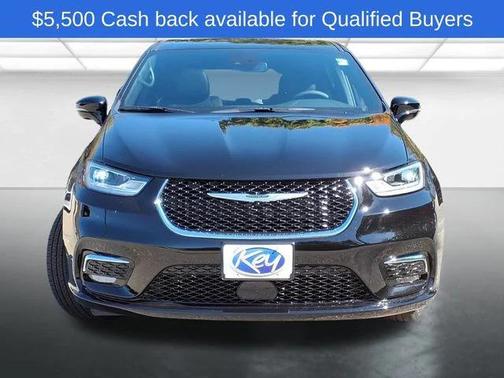 2026 Chrysler Pacifica L