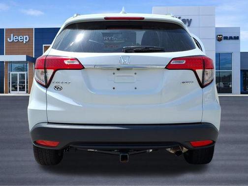 White 2022 Honda HR-V EX-L