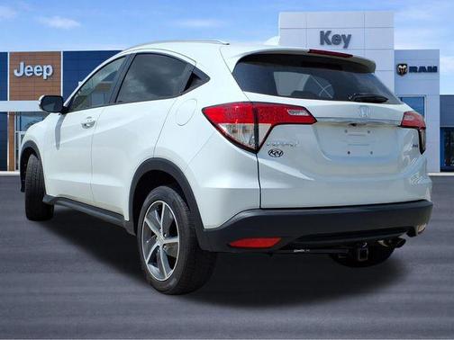 White 2022 Honda HR-V EX-L